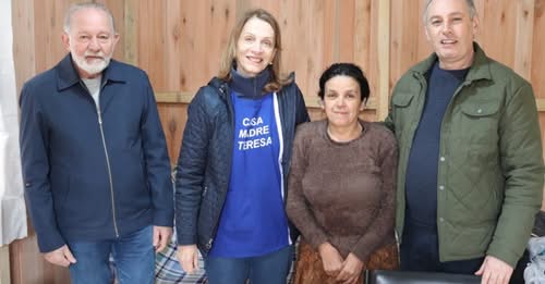 Casa Madre Teresa da Catedral de Caxias entrega casa para família em situação de vulnerabilidade