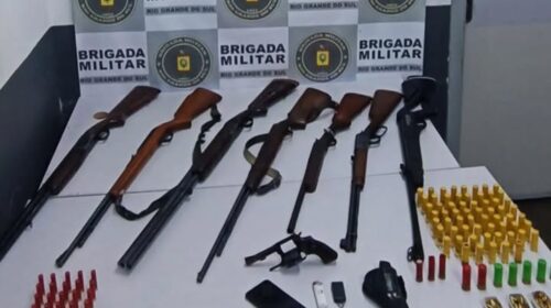 BRIGADA MILITAR PRENDE HOMEM COM OITO ARMAS DE FOGO NO INTERIOR DE CAXIAS DO SUL