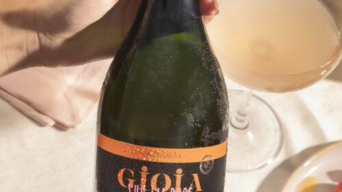 Cooperativa Vinícola Aurora lança espumante Gioia Sur Lie Rosé no e-commerce e amplia vendas de rótulos premium
