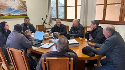 Reunião entre Secretaria de Cultura, ABCTG e patrões de CTGs avança na construção dos Festejos Farroupilhas 2025