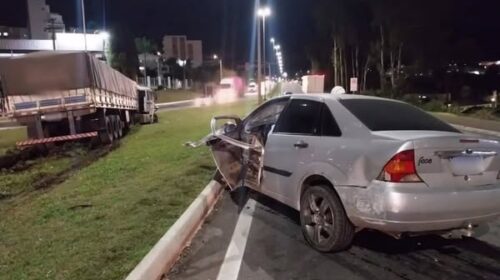 Acidente no Trevo Santa Rita deixa dois feridos, em Farroupilha