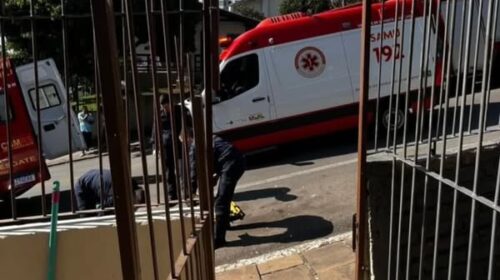 HOMEM SOFRE PERFURAÇÃO NA PERNA DEVIDO A QUEDA EM UMA GRADE DE FERRO, NO PROGRESSO, EM BENTO GONÇALVES