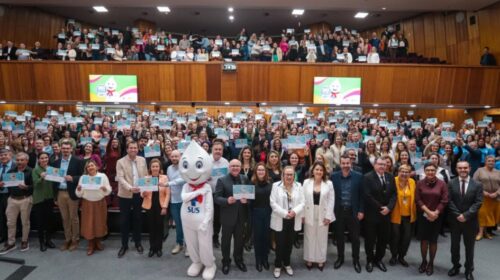 Mais de 400 municípios são premiados por aumentar cobertura vacinal do Rio Grande do Sul