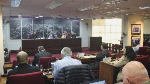 Câmara aprova projetos e moções em sessão ordinária desta segunda-feira