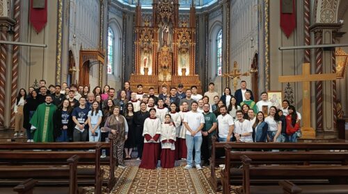 Jovens da Diocese de Caxias do Sul celebram Jubileu da Juventude nas Regiões de Pastoral em sintonia com a Igreja de Roma