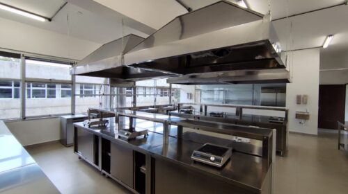 Curso de Nutrição da UCS Bento inaugura laboratório de técnica dietética