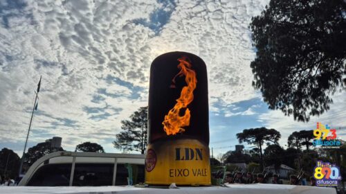 6º BCOM recebe o Fogo Simbólico da Pátria