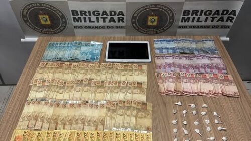 4° BPCHQ PRENDE HOMEM POR TRÁFICO DE DROGAS NO JUVENTUDE DA ENOLOGIA, EM BENTO GONÇALVES