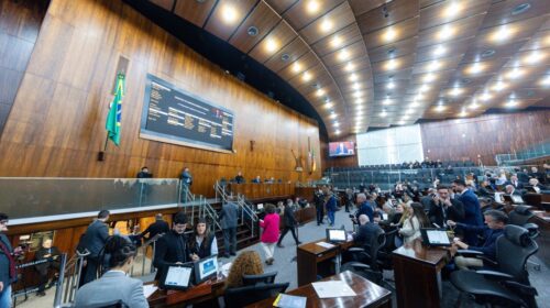 Assembleia aprova projeto do Executivo para criar Secretaria da Mulher