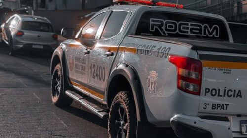BRIGADA MILITAR PRENDE HOMEM COM MANDADO DE PRISÃO NO MUNICIPAL, EM BENTO GONÇALVES