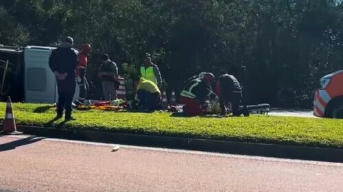 ACIDENTE ENTRE DOIS CAMINHÕES DEIXA DOIS FERIDOS NA ERS-122, EM PORTÃO