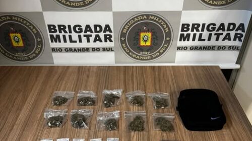 BRIGADA MILITAR PRENDE MULHER POR TRÁFICO DE DROGAS E RECEPTAÇÃO NO BOTAFOGO, EM BENTO GONÇALVES