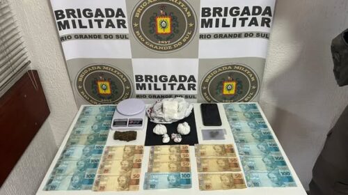 BRIGADA MILITAR PRENDE ESTRANGEIROS POR TRÁFICO DE DROGAS, EM SERAFINA CORRÊA