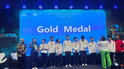 Maila Conte, de Bento Gonçalves, foi a única brasileira a conquistar a Medalha de Ouro no InnovaCities com projeto de sustentabilidade