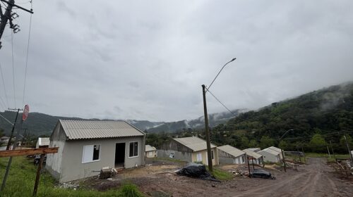 Santa Tereza: Passados dois anos de enchente histórica, famílias seguem no aguardo da entrega das casas