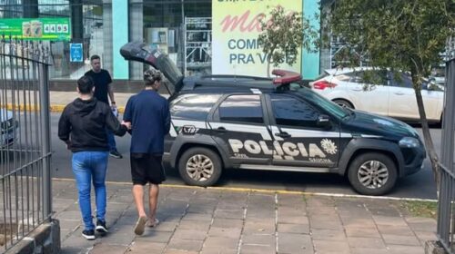 POLÍCIA CIVIL PRENDE DOIS HOMENS POR TENTATIVA DE HOMICÍDIO E POR VIOLÊNCIA DOMÉSTICA, EM SERAFINA CORRÊA