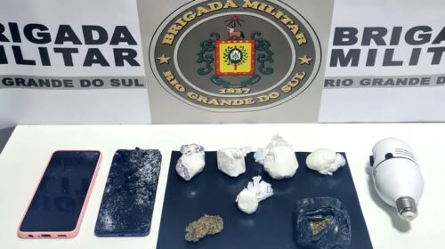 BRIGADA MILITAR PRENDE DOIS HOMENS EM UMA MULHER POR TRÁFICO DE DROGAS, EM SERAFINA CORRÊA