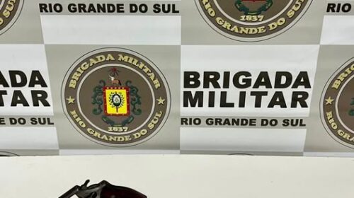 Brigada Militar prende homem por porte ilegal de arma de fogo no Bairro América, em Farroupilha