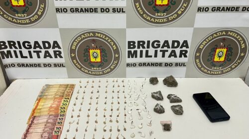 HOMEM É PRESO POR TRÁFICO DE DROGAS NO INDUSTRIAL, EM FARROUPILHA
