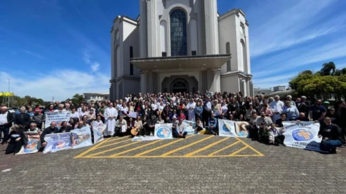 Movimento de Cursilhos da Diocese de Caxias do Sul realiza peregrinação do Ano Santo no Santuário de Caravaggio, em Farroupilha